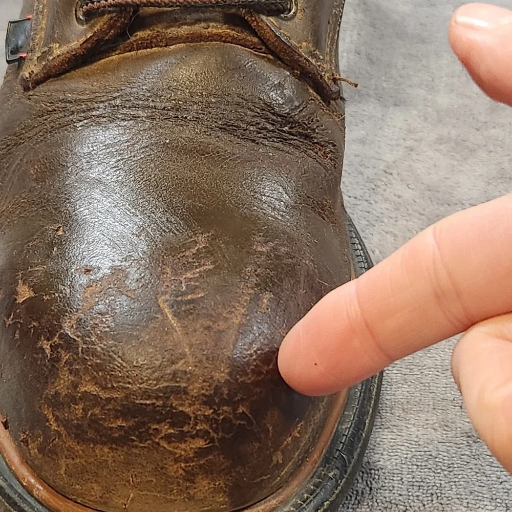 Red Wing Boots Mens 10 Brown Leather DynaForce 6-inch‎ Waterproof Safety Toe